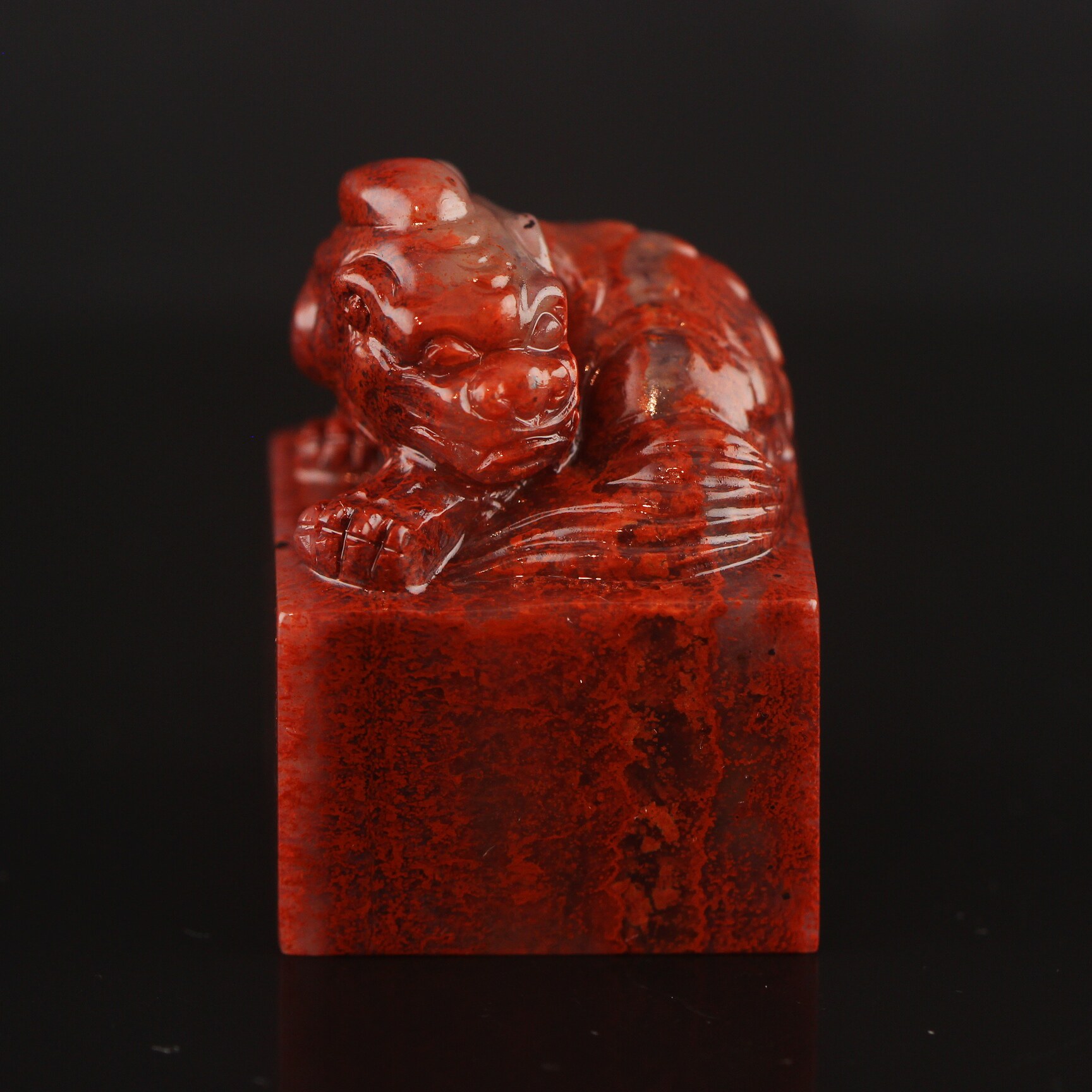 2010年中国福建寿山石/水洞高山石/朱砂紅貔瑞獣ボタン印鑑/篆刻/天然玉石